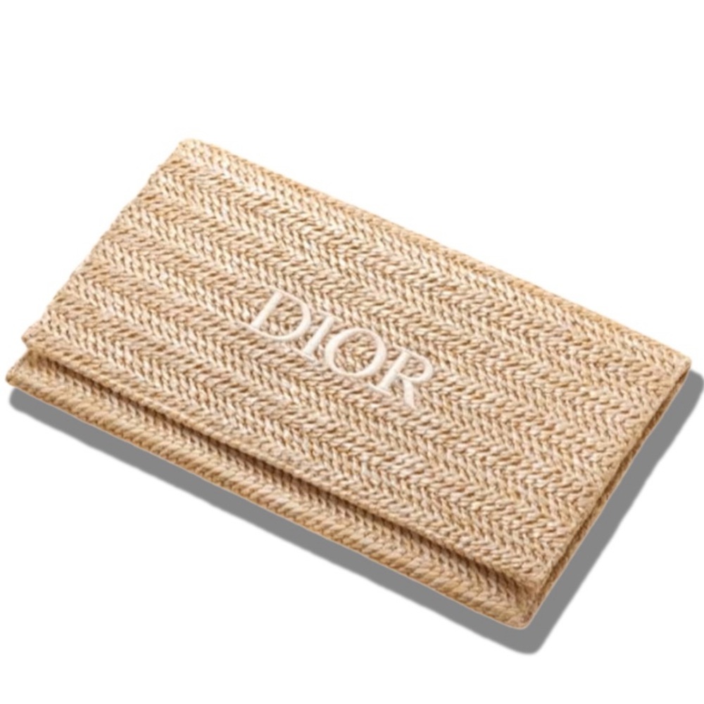 DIOR | Summer Raffia Clutch